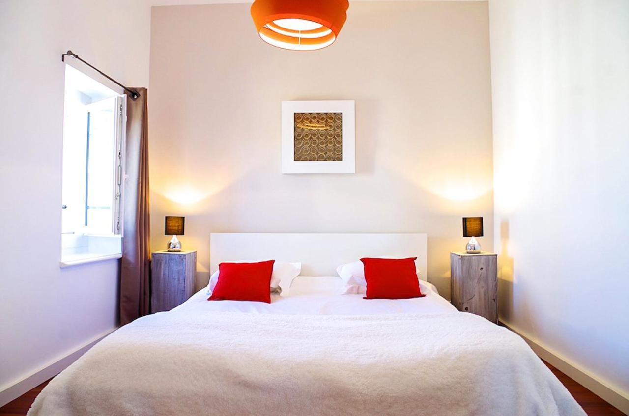 Sainte Catherine - Duplex 1 Chambre Proche Des Boutiques Du Centre Ville Bordeaux Zewnętrze zdjęcie